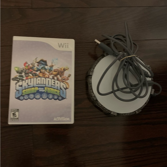 Skylanders Swap Force Bundle Wii - Picture 2 of 3